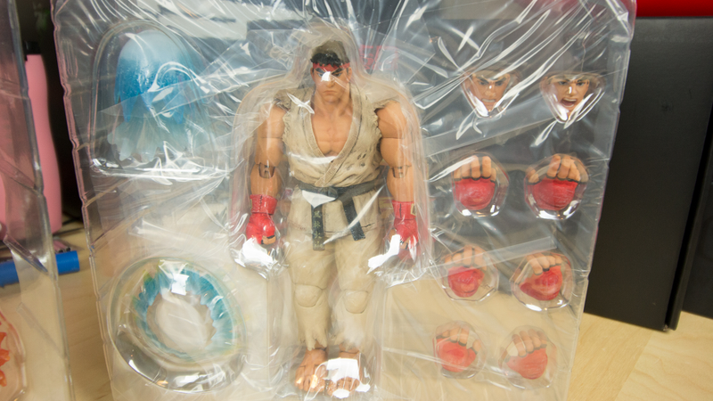 Illustration for article titled Storm Collectibles' Ryu And Scorpion Figures Are The Best Around